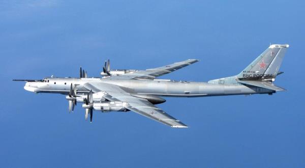 <em>Via Royal Air Force</em>