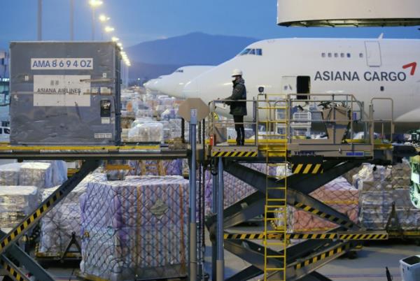 Asiana　cargo　planes